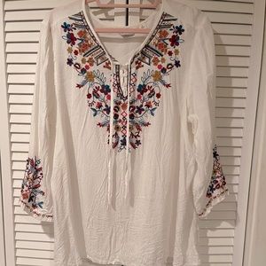 White tunic shirt with embroidery detail